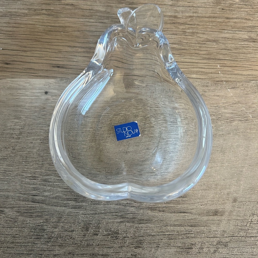 Art‎ Glass PEAR Trinket Dish Studio Nova Japan VINTAGE Curved Rim Fruit Candy